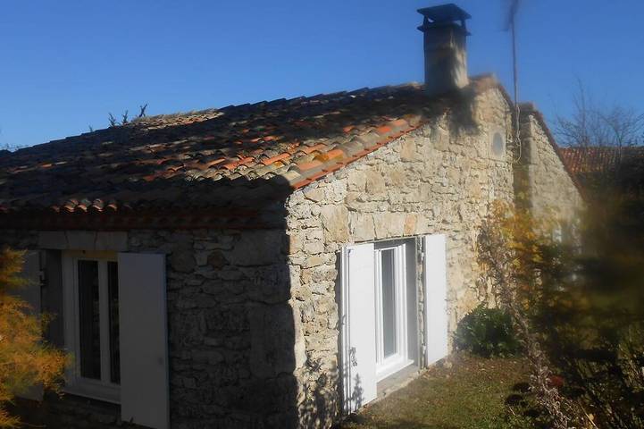 Gîte pour 6 personnes, avec jardin et terrasse, animaux acceptés à Mornac (Charente)