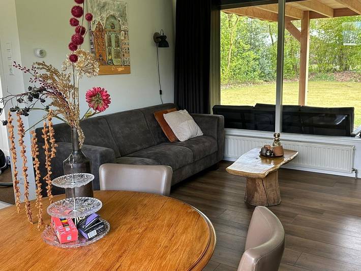 Freistehender Bungalow für 4 Personen mit großem Garten und überdachter Terrasse in Pesse in Pesse, Nationalpark Dwingelderveld