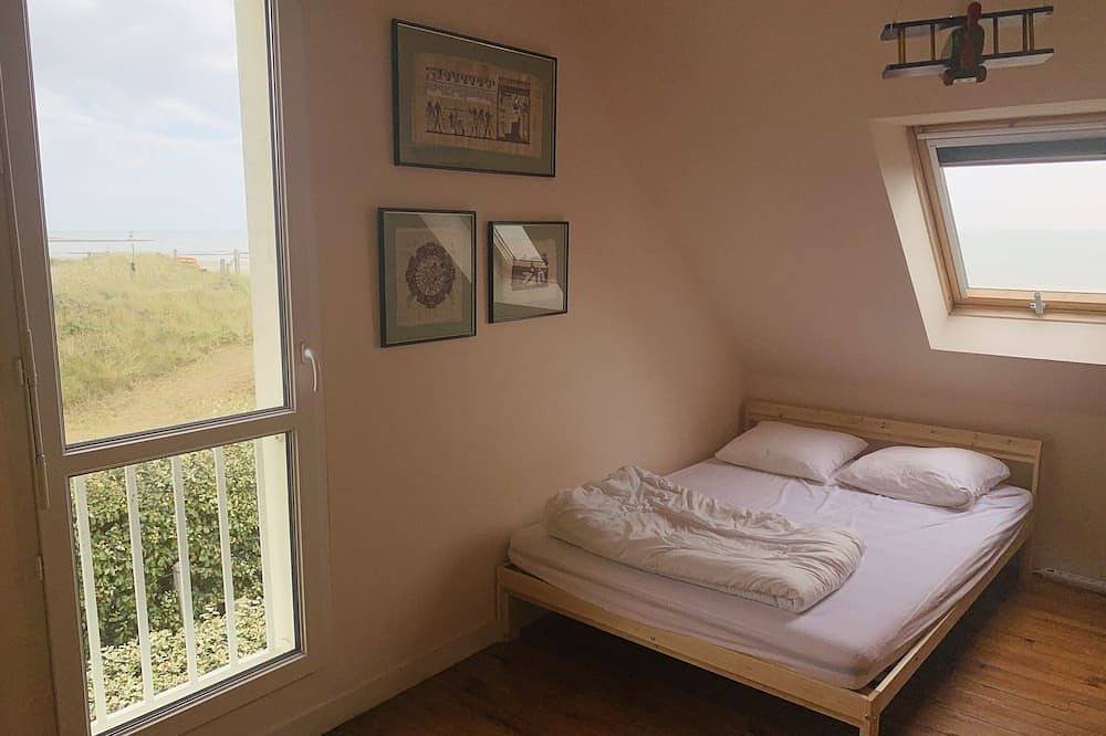Schöne Villa in St Germain mit Blick auf das Meer und seinen großen Sandstrand!! in Saint-Germain-sur-Ay, Coutances und Umgebung