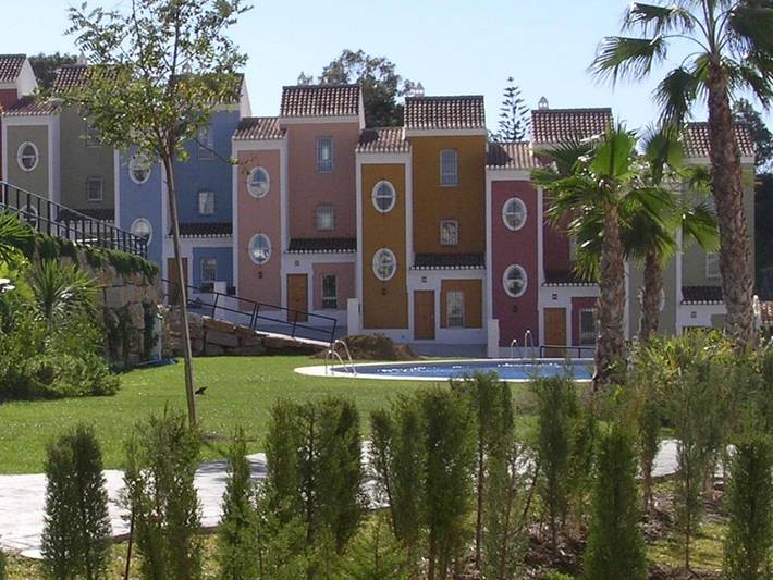 Casa rural para 6 personas, con piscina y jardín en Casares - 4