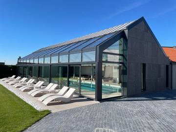 Cottage pour 2 personnes, avec jacuzzi et piscine ainsi que sauna et jardin à Beaurains