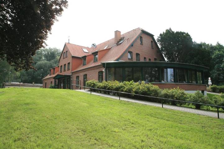 Hotel für 10 Personen, mit Terrasse am Tollensesee - 4