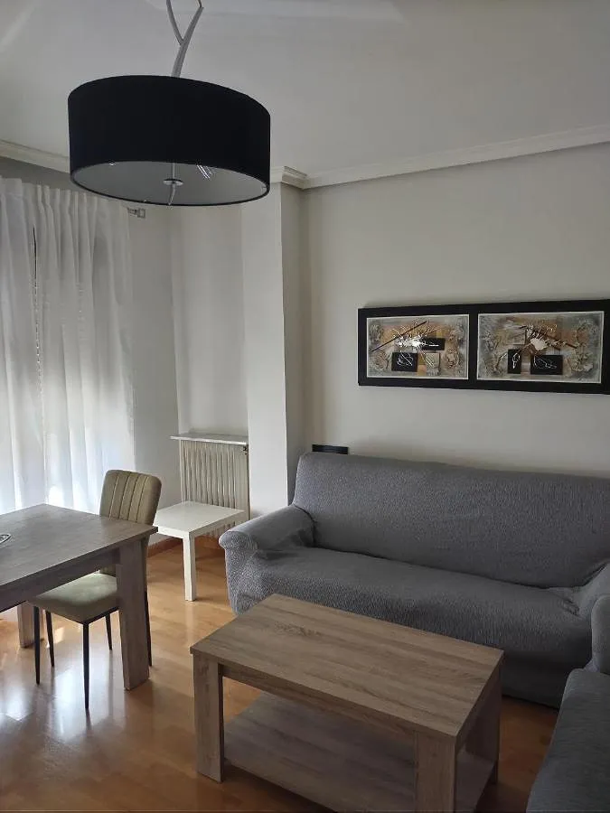 Apartamento de vacaciones para 5 personas, con vistas y terraza, Se admiten mascotas - 1