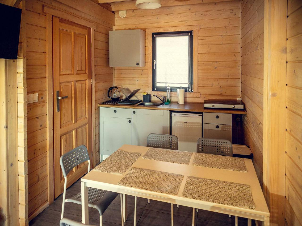 Zweistöckige Ferienhäuser in Strandnähe in Gaski, Powiat Koszaliński