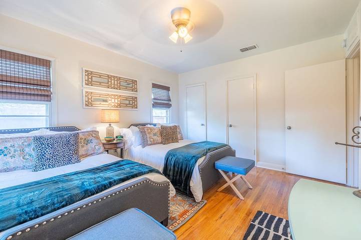 Vacation rental for 8 people, with yard and balcony in Lubbock