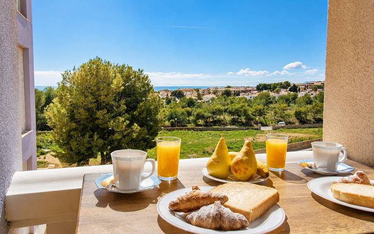 Gîte pour 6 personnes, avec bassin pour enfant ainsi que jardin et terrasse, animaux acceptés dans Costa del Azahar