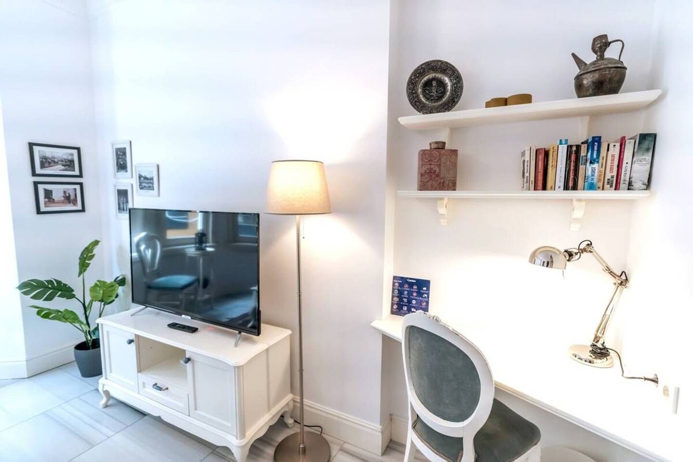 Appartamento intero, Designer 1-Bdr Apartment in Trendy Neighborhood in Beyoğlu, Firuzağa Mahallesi
