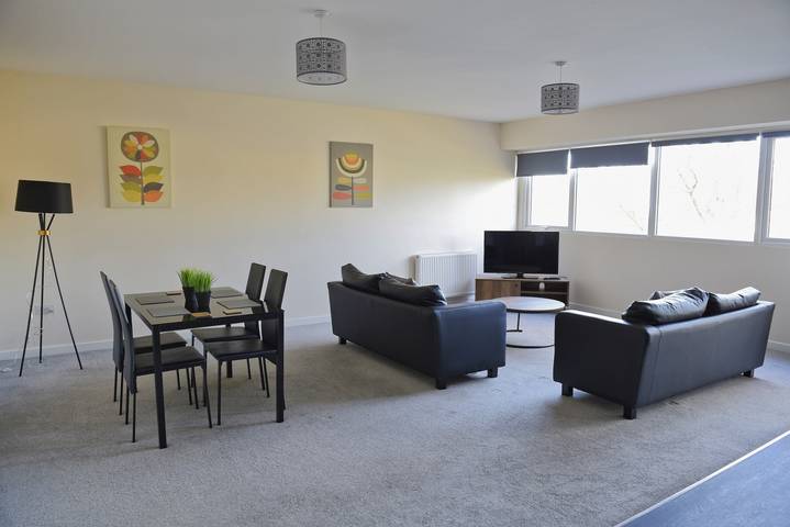Apartamento entero, 2 Bed/2 Bath, Central East, Parking, (1st Flr) 29 in Ipswich, Suffolk