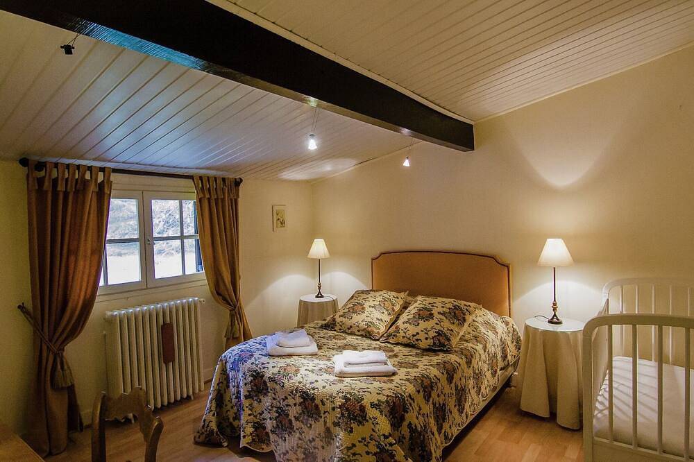 Maison de vacances à Bourgnac avec piscine privée in Bourgnac, Périgord Blanc