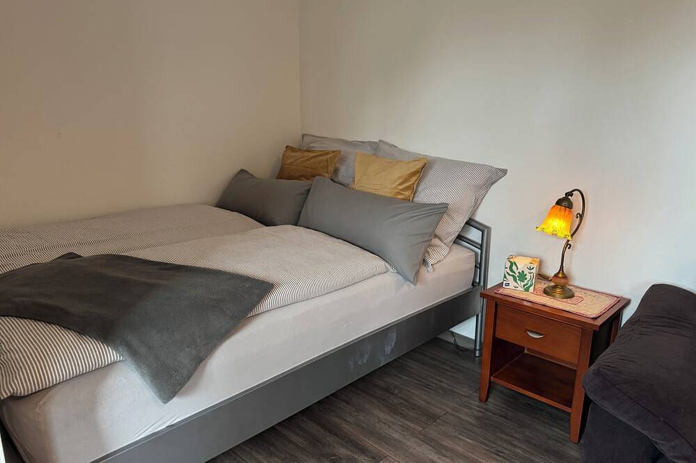 Ganze Wohnung, Ferienwohnung in ruhiger, aber zentrumsnaher Wohnlage in Bad Soden am Taunus in Bad Soden am Taunus, Main-Taunus-Kreis