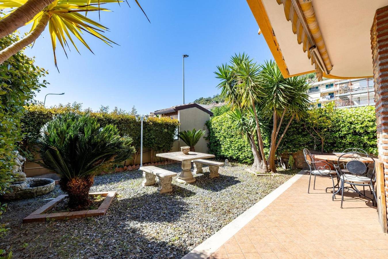 Villa for 8 personer med jacuzzi in Nizza di Sicilia, Provinsen Messina