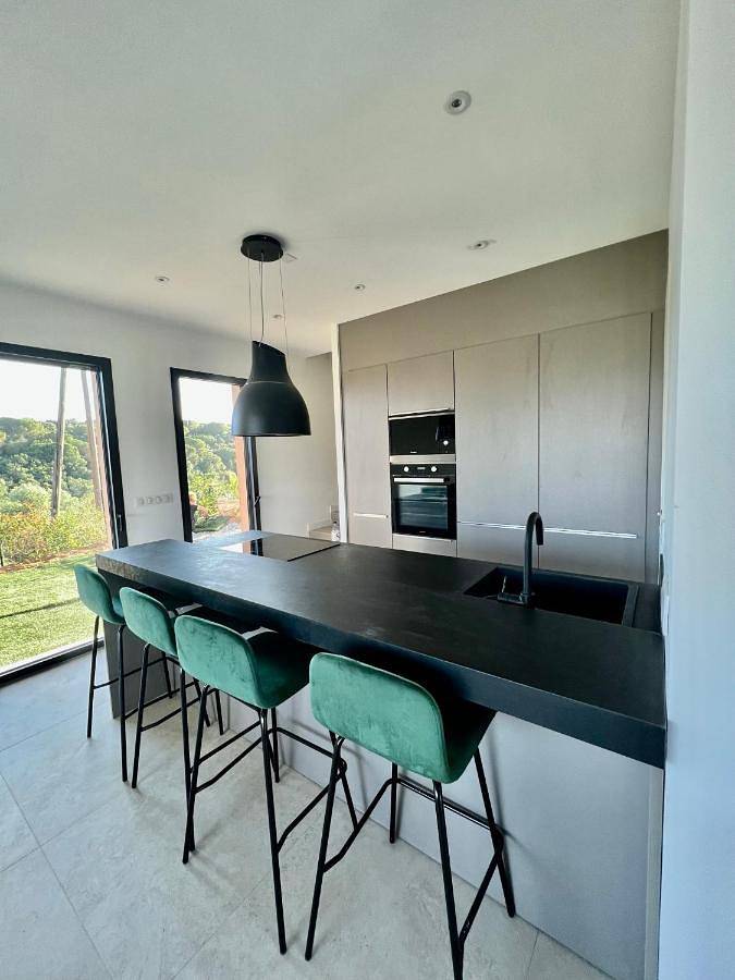 Villa pour 6 personnes, avec jardin ainsi que terrasse et vue à Ajaccio - 3