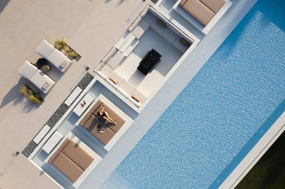 Asea Villa, Spectacular right-on-the-beach Retreat in Skaleta, Rethymno und Umgebung
