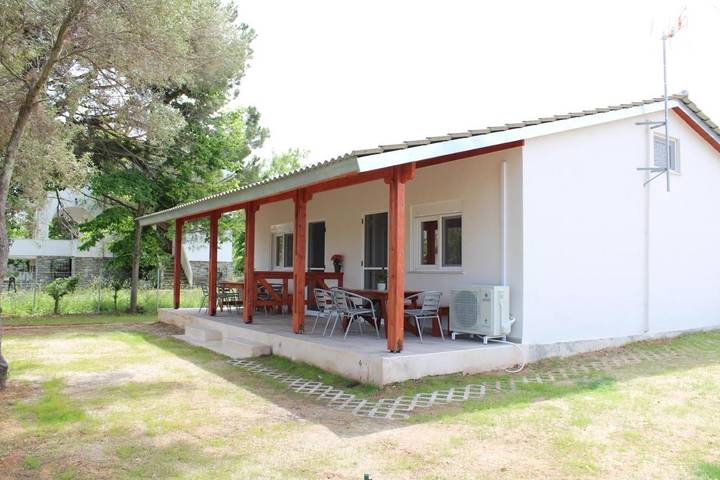 Location de vacances pour 6 personnes, avec jardin, animaux acceptés dans Ormos Panagias - 2