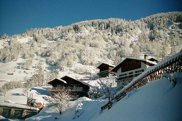Gîte pour 2 personnes, avec terrasse dans Sarreyer - 4
