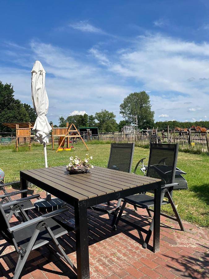 Ferienhaus für 8 Personen, mit Terrasse und Garten sowie Ausblick