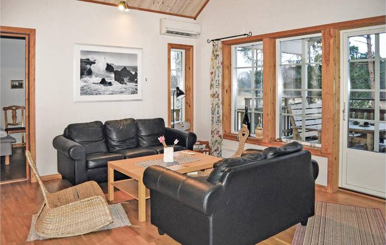 Ferienhaus für 10 Personen, mit Terrasse und Whirlpool sowie Sauna in Mittelschweden - 2