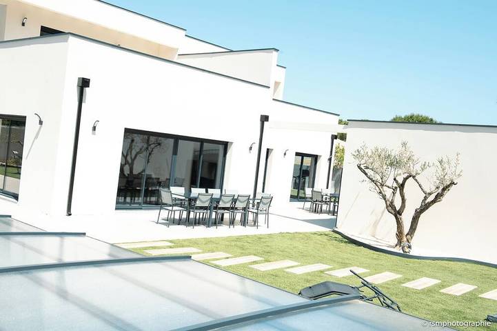 Maison de vacances pour 22 personnes, avec jardin et jacuzzi au Grau-d'Agde