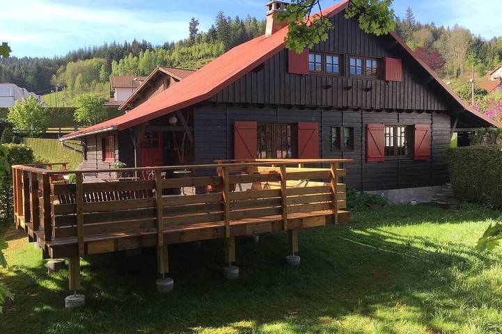Chalet für 9 Personen, mit Sauna und Garten in Gérardmer