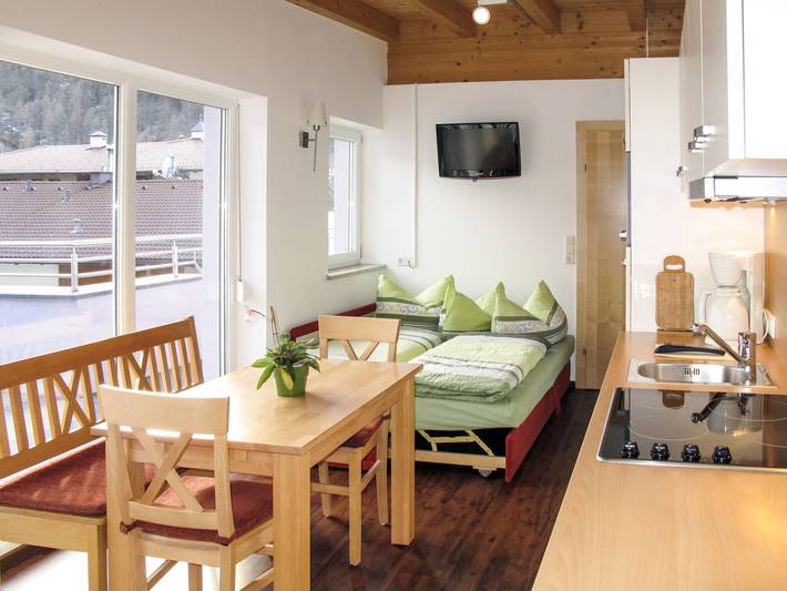 Ferienwohnung für 4 Personen, mit Balkon in Tiroler Oberland - 2