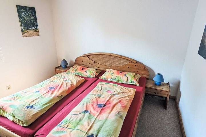 Ferienhaus für 6 Personen, mit Garten in Userin - 2