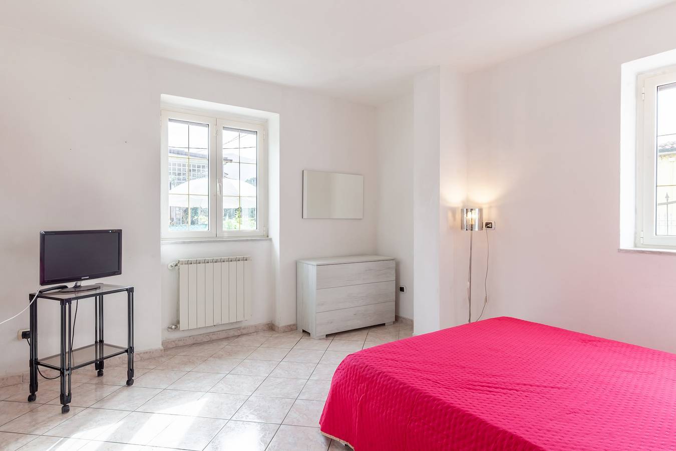 Appartement entier, Appartement près de la mer 'Casa Massa' avec jardin, vue sur la montagne et Wi-Fi in Massa (Italie), Riviera Italienne