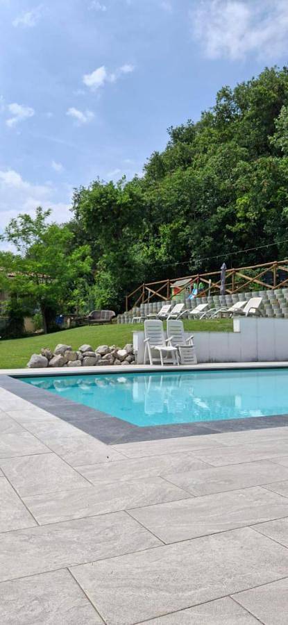 Mimosa Apartments in Soiano del Lago, Gardasee-Berge