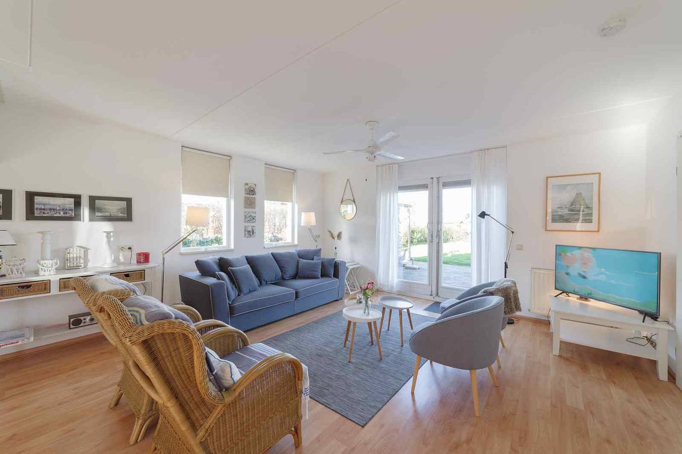 Geschmackvoll eingerichtetes Haus für 8 Personen mit Sauna und Veranda in Wemeldinge in Niederländische Nordsee