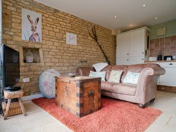 Holiday Home for 2 People in The Cotswolds, South West England, Photo 3