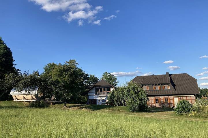 Ferienwohnung für 4 Personen, mit Sauna und Balkon sowie Garten