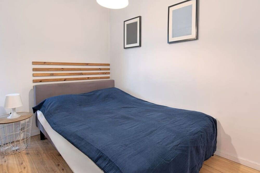 Apartamento entero, Gdynia Seaside Apartment - Balcony, Workspace, Bus - by Rentujemy in Gdynia, Triciudad