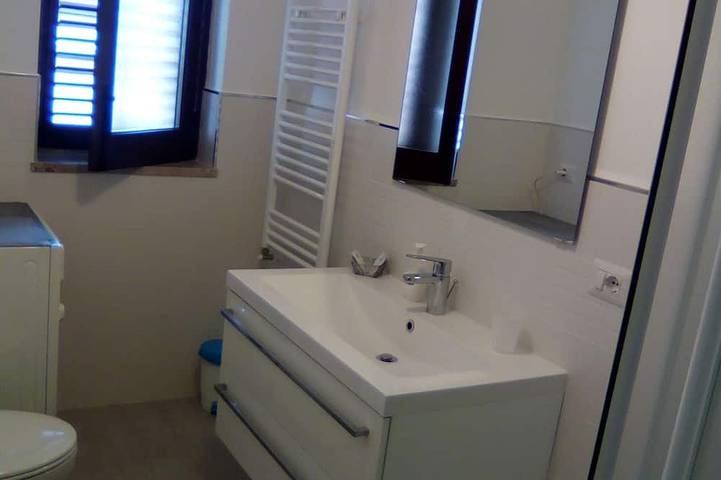 Appartamento intero, Il Cortiletto casa vacanze in Castelbuono, Provincia di Palermo