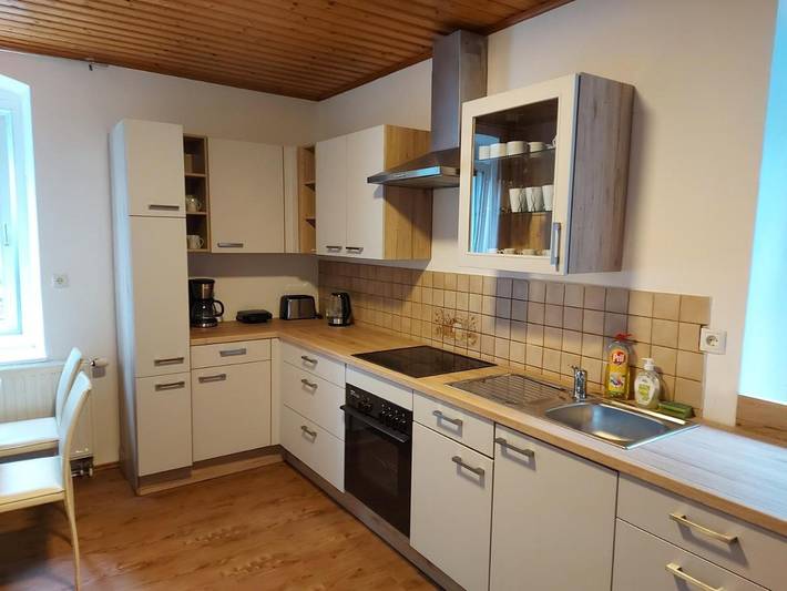 Ferienhaus für 9 Personen, mit Terrasse und Ausblick