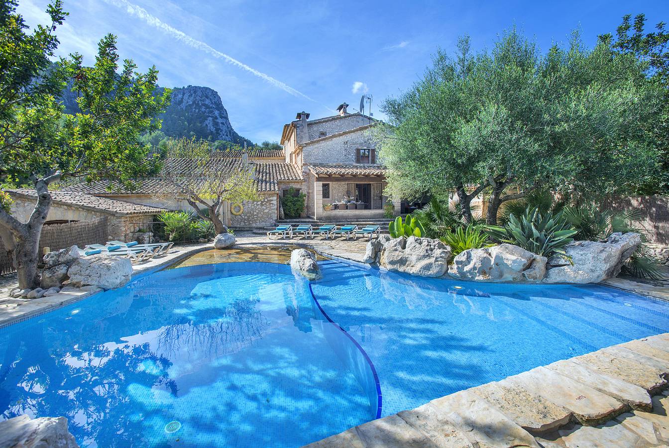 Villa Lloberina - Jewel In The Midst Of Nature in Vall de Colonya, Pollença