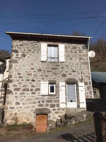 Gîte pour 4 personnes, avec vue et jardin à Laroquevieille