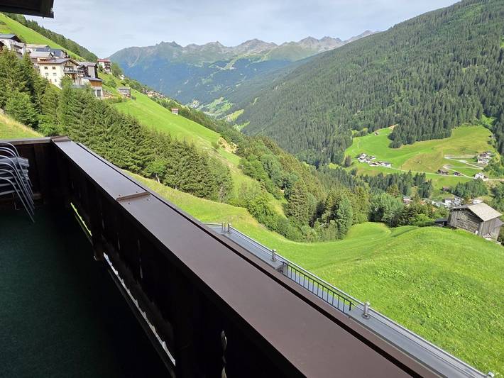 Ganze Wohnung, Schöner Panoramablick & geschmackvoll renoviert in Kappl, Verwall