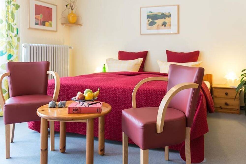 Hotel garni Fontana - Doppelzimmer in Bad Breisig, Osteifel