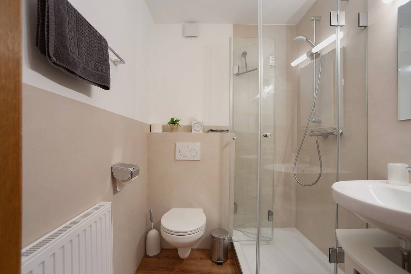 Entire apartment, Holiday Apartment 'Eschach' with Shared Garden, Balcony and Wi-Fi in Leutkirch im Allgäu, Region Bodensee-Oberschwaben