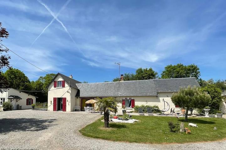 Gîte pour 10 personnes, avec Terrasse et Jardin dans La Gonfriere