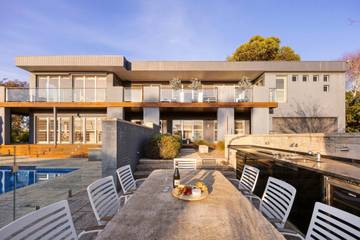 Holiday Home for 8 People in Mount Martha, Mornington Peninsula, Photo 2