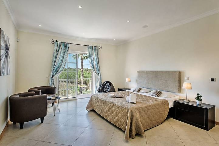 Location de vacances pour 14 personnes, avec balcon et jardin dans Pata De Cima - 3