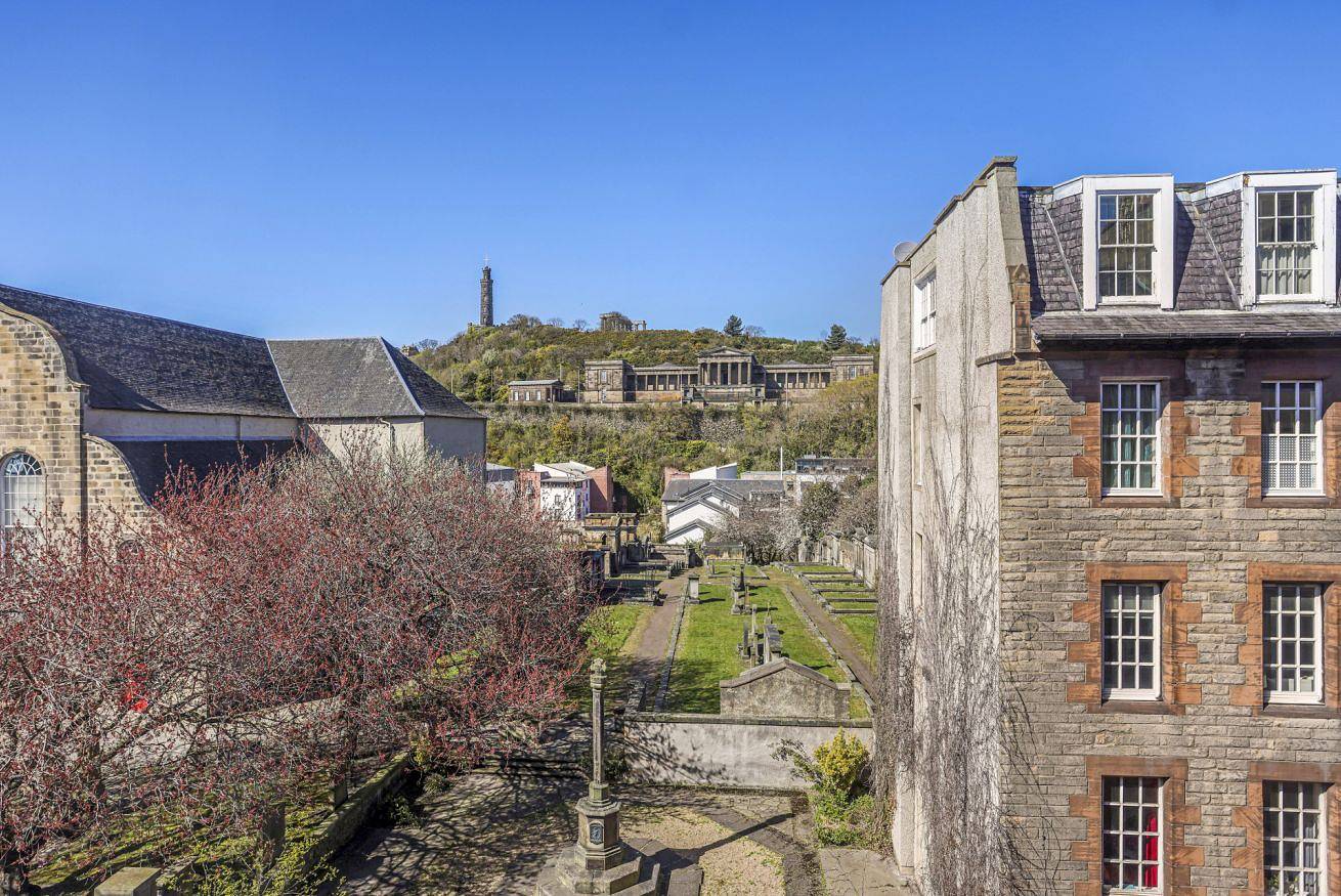 Apartamento entero, Locker Room:  Stylish 2bed w/City Views-3rd floor in Edimburgo, Lothian
