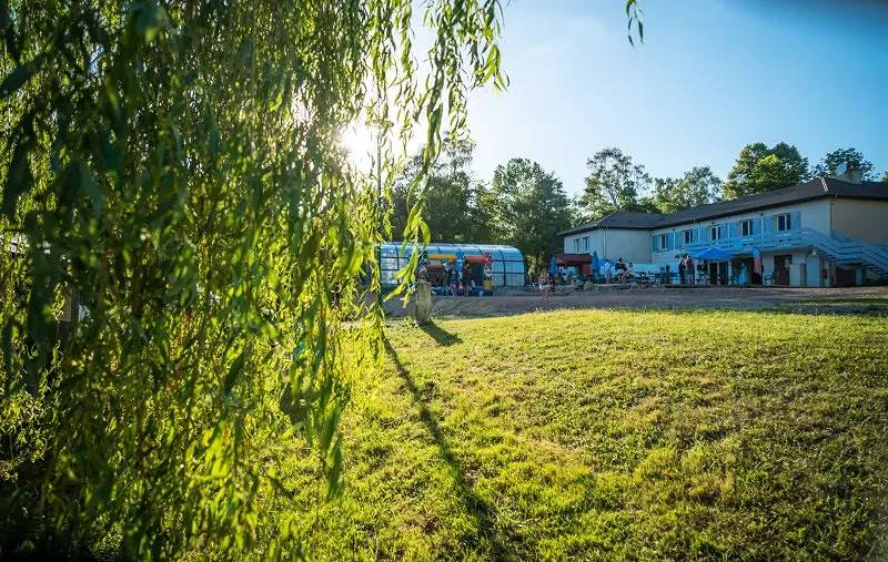 Chalet voor 4 Personen in Saint-Rémy-sur-Durolle, Centraal Massief