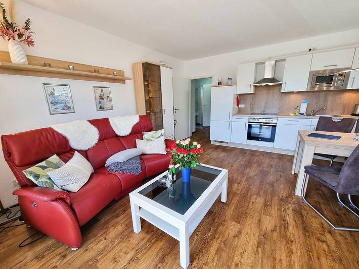 Ferienwohnung für 4 Personen, mit Balkon in Sassnitz - 2