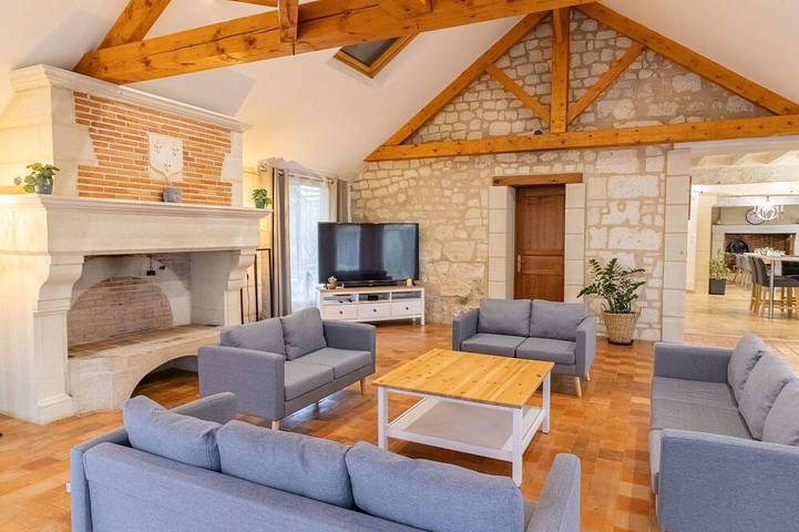 Gîte pour 10 personnes, avec Terrasse et Jardin à Saint-Philbert-du-Peuple