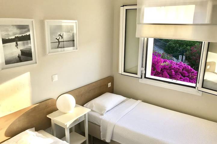 Villa Armonia impresionante vista, piscina privada, ubicación tranquila! Ven y relájate! in Cefalonia