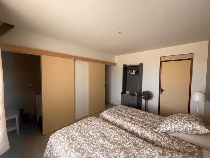 Location de vacances pour 2 personnes, avec jacuzzi et jardin à Mazeyrolles - 3