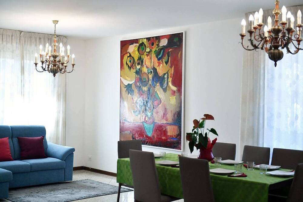 Apartamento entero, Spacious Apartment in center Abano Terme Wifi, free air conditioning. in Abano Terme, Colinas Eugâneas