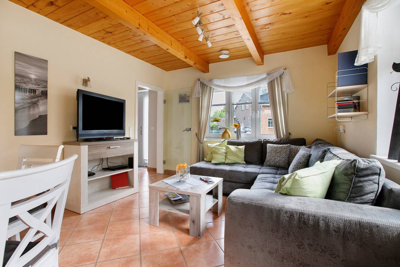 'Ferienhaus Siegfried' mit gemeinsamer Terrasse, Garten und Wi-Fi in Niebüll, Nordseeküste