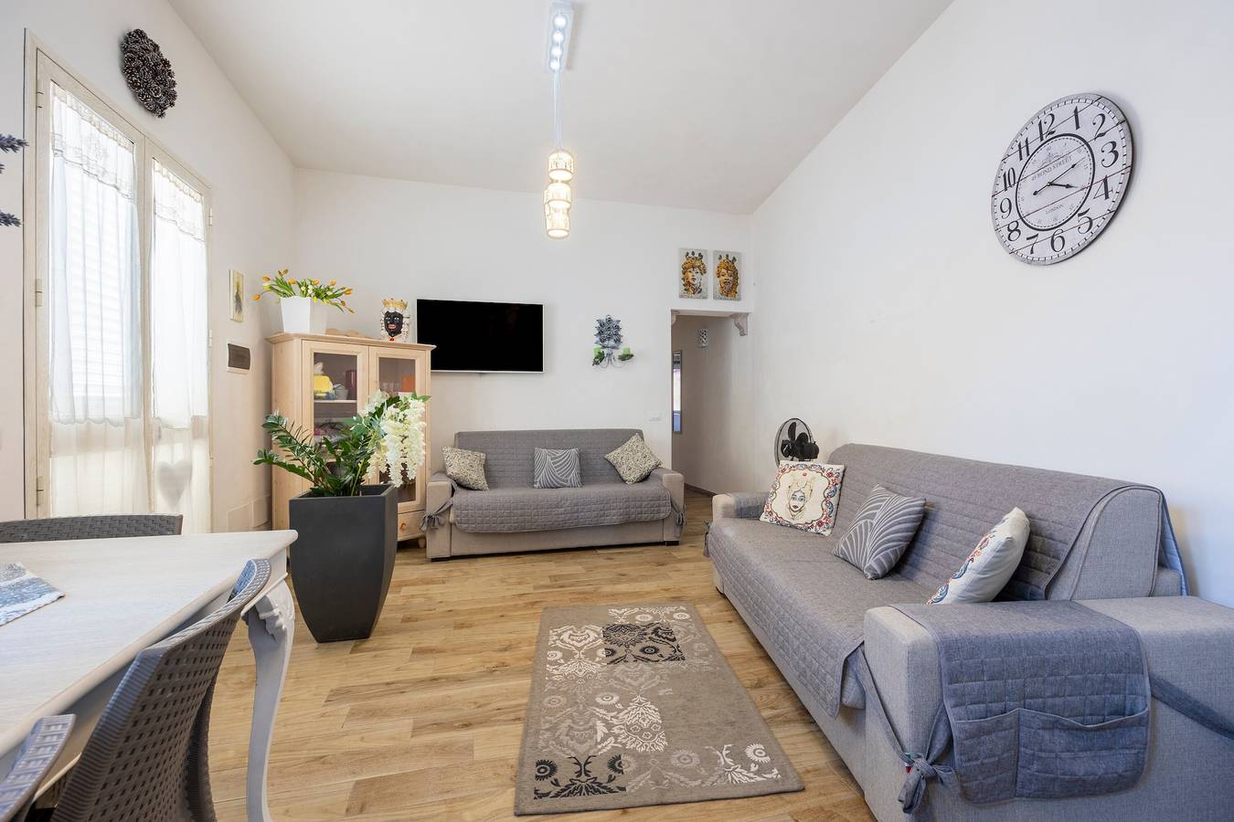 Casa vacanze "Maison Nina" con giardino privato, terrazza coperta e Wi-Fi in Marsala, Provincia di Trapani